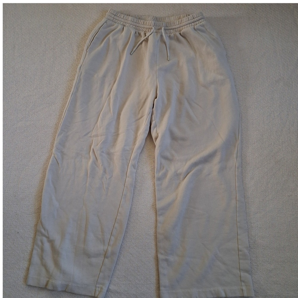 old navy so comfy extra high rise straight sweatpants neutral large